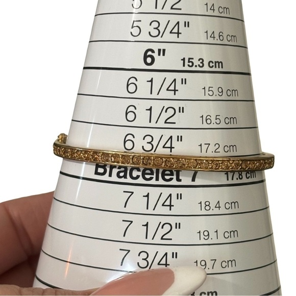 Givenchy gold tone rhinestone bracelet with safety clasp - Picture 3 of 11